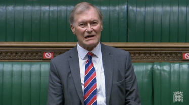 Sir David calls for no more night flights from Southend Airport